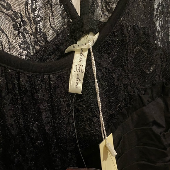 Kraft Black Dress with Lacy Top Panel - Picture 2 of 4